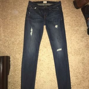 Hudson nico super skinny distressed size 26.
